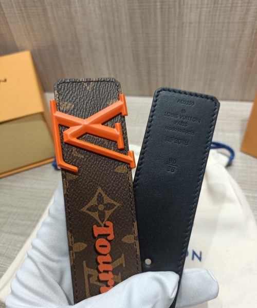 1:1 Replica Louis Vuitton Iconic Reversible LV Belt Brown LV Women Belt