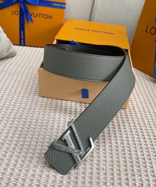 1:1 Replica Louis Vuitton Iconic Reversible LV Belt Grey LV Women Belt