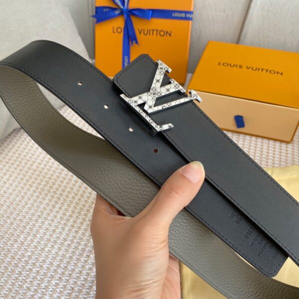1:1 Replica Louis Vuitton Iconic Reversible LV Belt Grey LV Women Belt