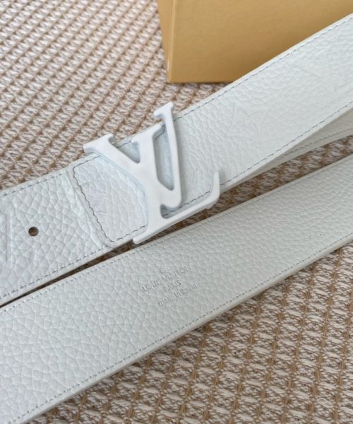 1:1 Replica Louis Vuitton Iconic Reversible LV Belt White LV Women Belt
