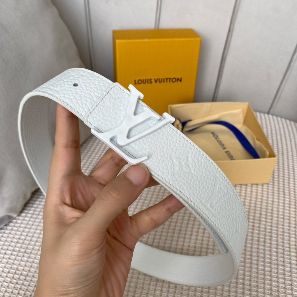 1:1 Replica Louis Vuitton Iconic Reversible LV Belt White LV Women Belt - Image 5