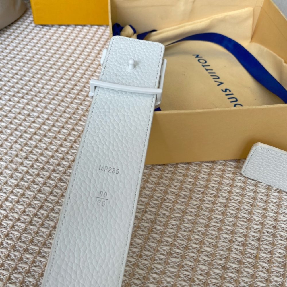 1:1 Replica Louis Vuitton Iconic Reversible LV Belt White LV Women Belt - Image 6