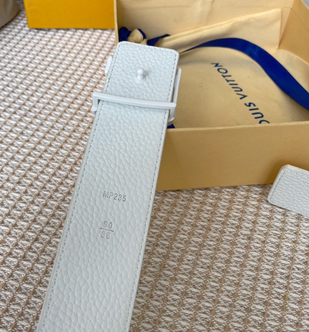 1:1 Replica Louis Vuitton Iconic Reversible LV Belt White LV Women Belt