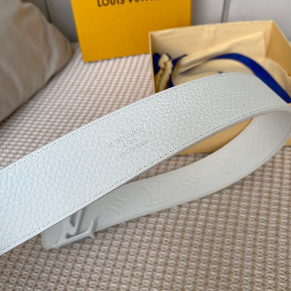 1:1 Replica Louis Vuitton Iconic Reversible LV Belt White LV Women Belt - Image 3