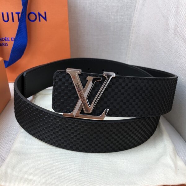 1:1 Replica Louis Vuitton Initiales LV Belt Damier Black With Silver Buckle LV Women Belt