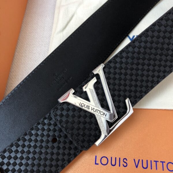 1:1 Replica Louis Vuitton Initiales LV Belt Damier Black With Silver Buckle LV Women Belt