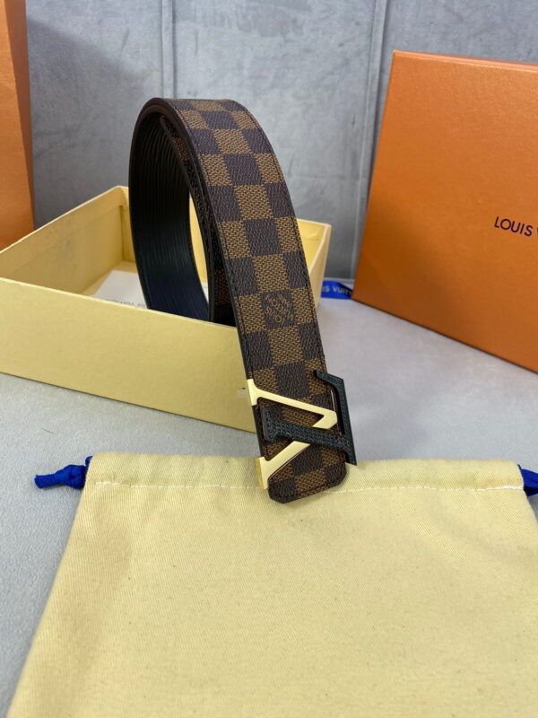 1:1 Replica Louis Vuitton Initiales Reversible LV Belt Damier Ebene Canvas with Black/Gold Toned Hardware LV Women Belt