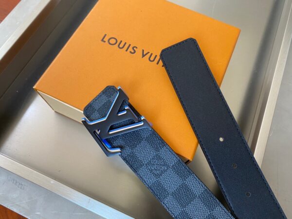 1:1 Replica Louis Vuitton Initiales Reversible LV Belt Damier Graphite with Black Toned Hardware LV Women Belt