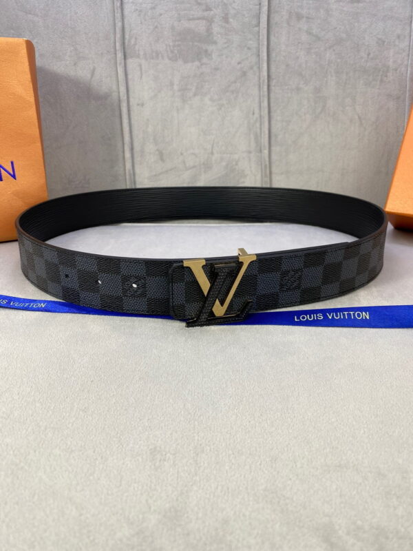 1:1 Replica Louis Vuitton Initiales Reversible LV Belt Damier Graphite with Black/Gold Toned Hardware LV Women Belt