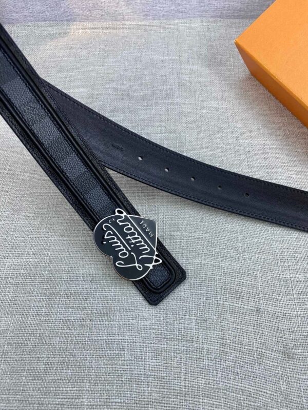 1:1 Replica Louis Vuitton Initiales Reversible LV Belt Damier Graphite with Silver Toned Hardware LV Women Belt