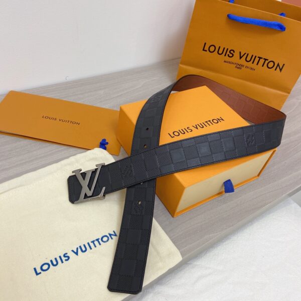 1:1 Replica Louis Vuitton Initiales Reversible LV Belt in Damier Embossed with Silver Hardware LV Women Belt LV