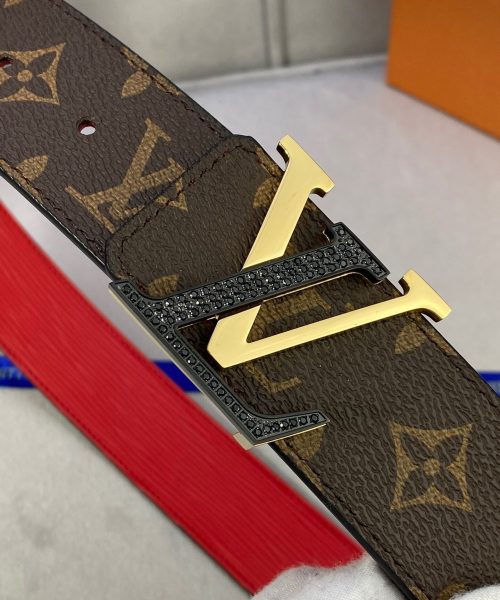 1:1 Replica Louis Vuitton Initiales Reversible LV Belt Monogram Canvas with Black/Gold Toned Hardware LV Women Belt