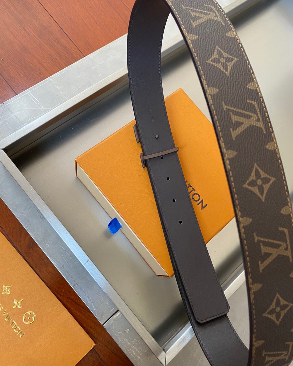 1:1 Replica Louis Vuitton Initiales Reversible LV Belt Monogram with Brown Toned Hardware LV Women Belt