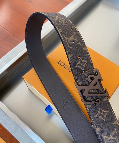 1:1 Replica Louis Vuitton Initiales Reversible LV Belt Monogram with Brown Toned Hardware LV Women Belt