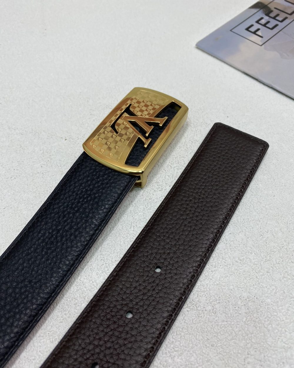1:1 Replica Louis Vuitton Initiales Reversible LV Belt with Gold Toned Hardware LV Women Belt