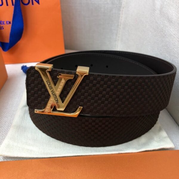1:1 Replica Louis Vuitton Initiales Reversible LV Belt with Gold Toned Hardware LV Women Belt