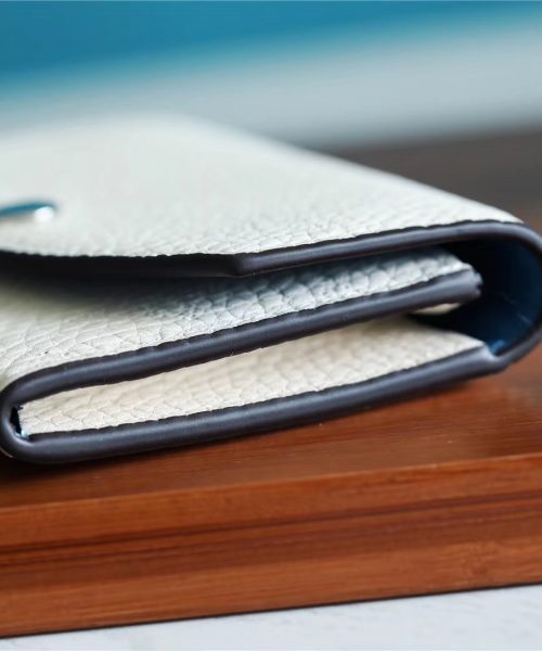 1:1 Replica Louis Vuitton Iris Compact Wallet Mahina White For Women, Women's Wallets 4.2in/12cm LV