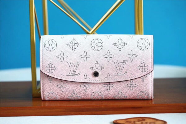 Louis Vuitton Iris Wallet Mahina Pink Gradient For Women, Women's Wallets 7.5in/19cm LV