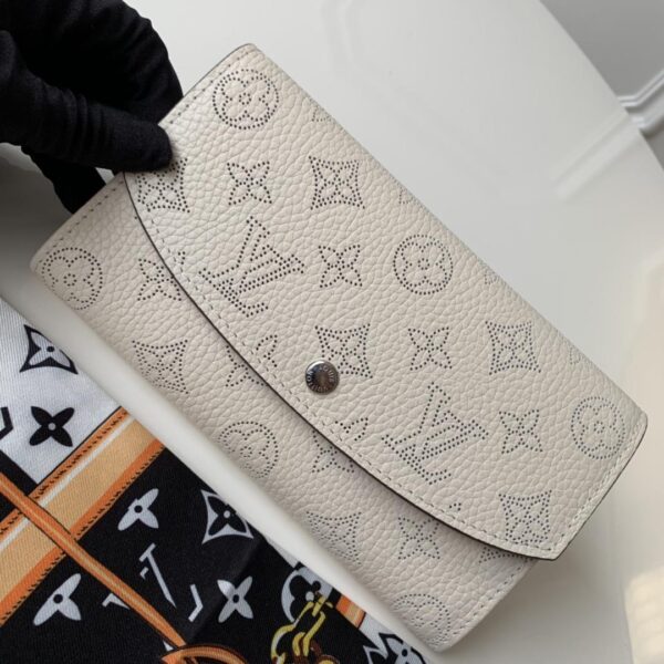 Louis Vuitton Iris Wallet Monogram Canvas Greige For Women, Women's Wallet 19cm LV M60144