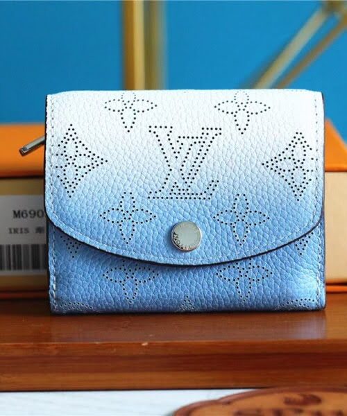 Louis Vuitton Iris XS Wallet Mahina Light Blue For Women, Women's Wallets 3.9in/9.8cm LV