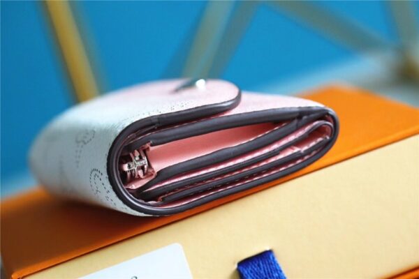 Louis Vuitton Iris XS Wallet Mahina Light Pink For Women, Women's Wallets 3.9in/9.8cm LV