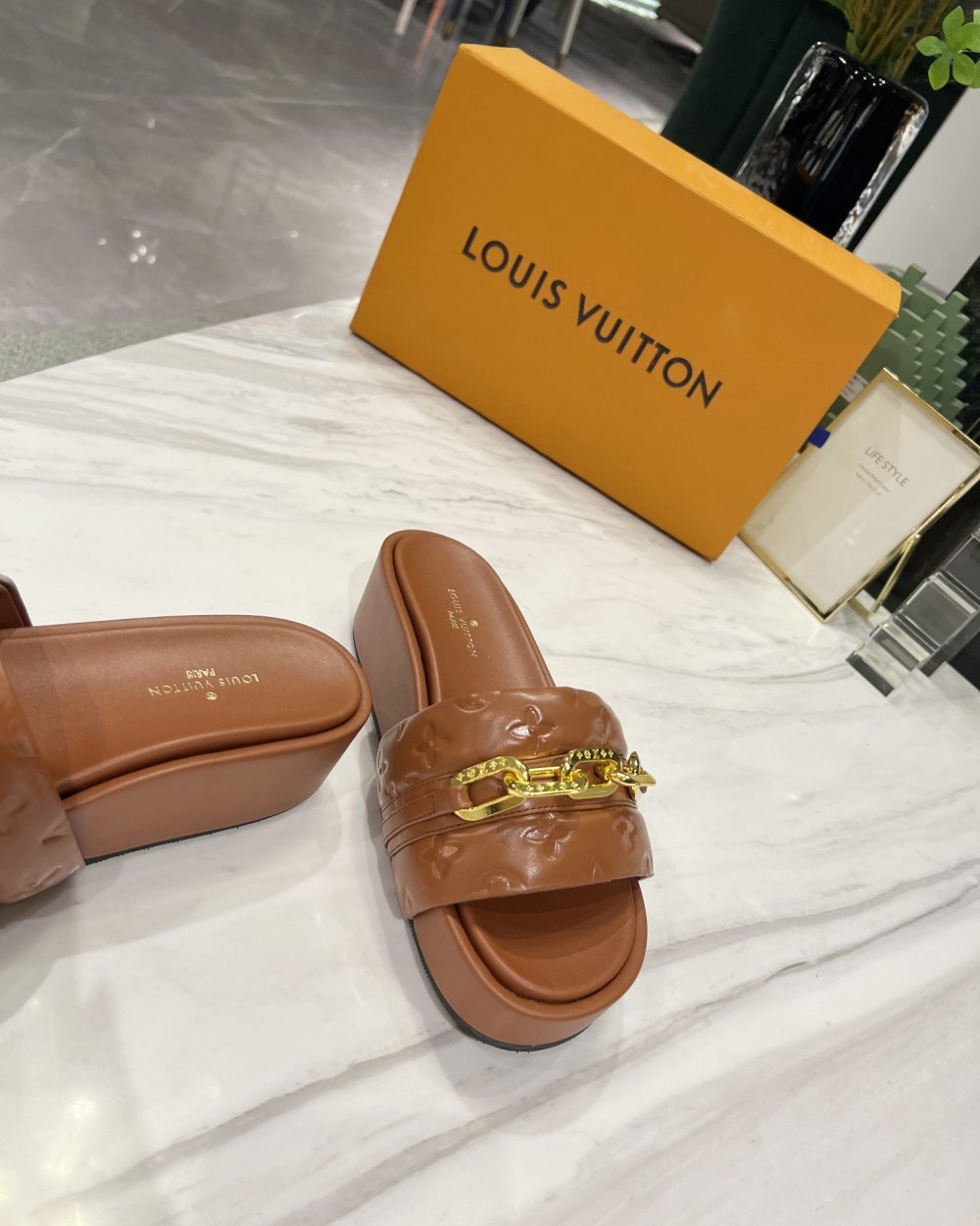 Louis Vuitton Jumbo Flatform Mule Brown For Women LV