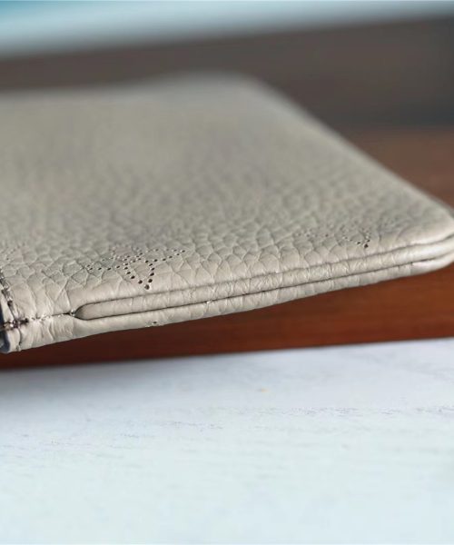 1:1 Replica Louis Vuitton Key Pouch Mahina Grey For Women, Women's Wallets 5.1in/13cm LV