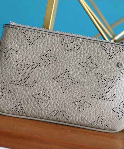 1:1 Replica Louis Vuitton Key Pouch Mahina Grey For Women, Women's Wallets 5.1in/13cm LV