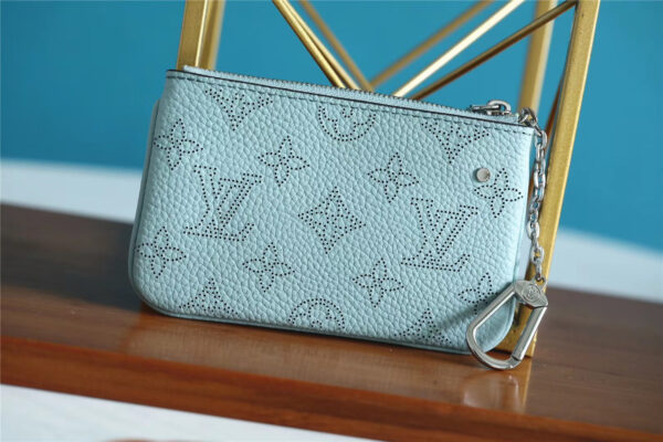 Louis Vuitton Key Pouch Mahina Light Blue For Women, Women's Wallets 5.1in/13cm LV