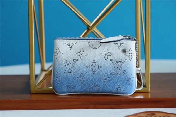 Louis Vuitton Key Pouch Mahina Magnolia Blue For Women, Women's Wallets 5.1in/13cm LV 