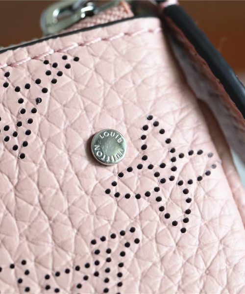 1:1 Replica Louis Vuitton Key Pouch Mahina Magnolia Pink For Women, Women's Wallets 5.1in/13cm LV M69508