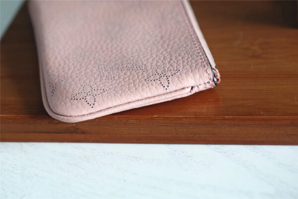 Louis Vuitton Key Pouch Mahina Magnolia Pink For Women, Women's Wallets 5.1in/13cm LV M69508