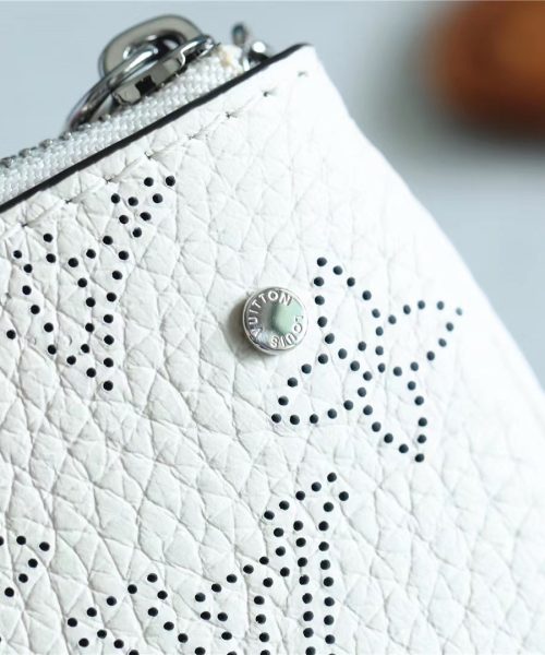 1:1 Replica Louis Vuitton Key Pouch Mahina White For Women, Women's Wallets 5.1in/13cm LV