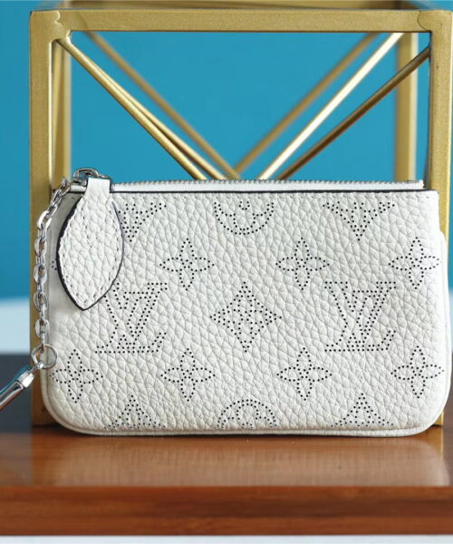Louis Vuitton Key Pouch Mahina White For Women, Women's Wallets 5.1in/13cm LV