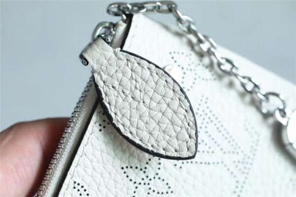 Louis Vuitton Key Pouch Mahina White For Women, Women's Wallets 5.1in/13cm LV