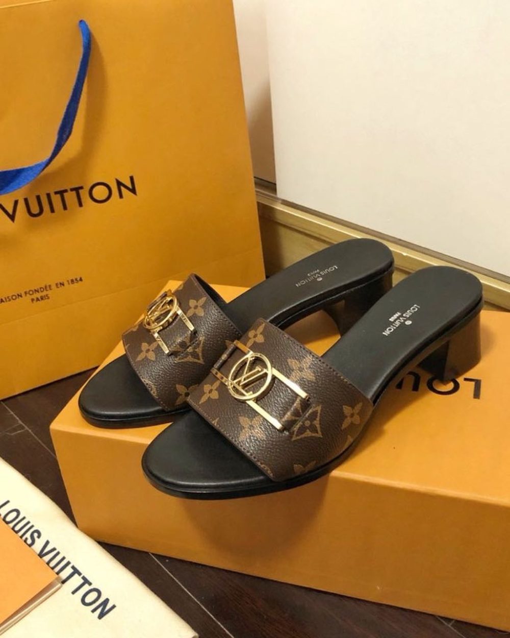 Louis Vuitton Lock It Mule Patent Monogram Canvas Black/Brown For Women LV 1A660F