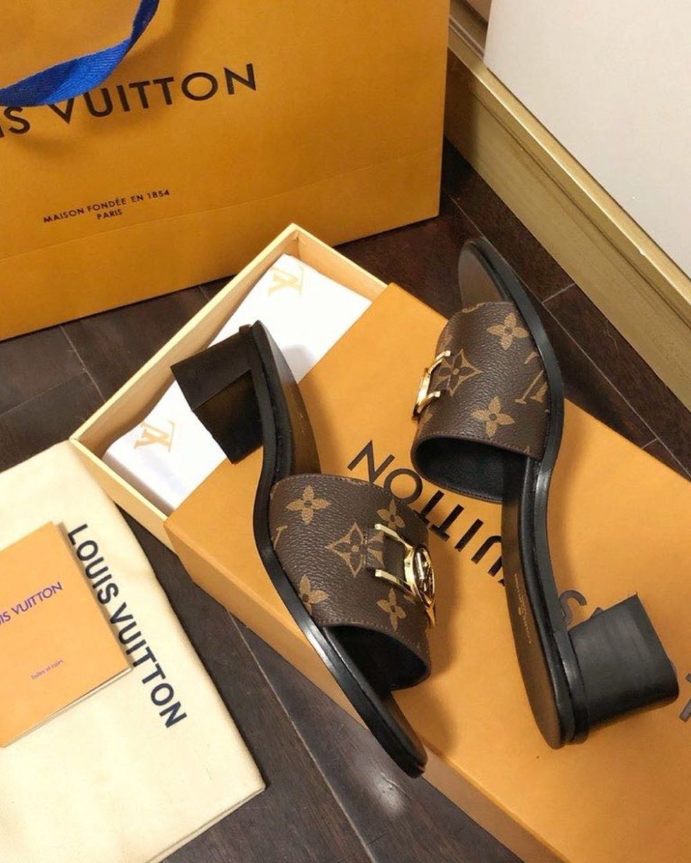 Louis Vuitton Lock It Mule Patent Monogram Canvas Black/Brown For Women LV 1A660F