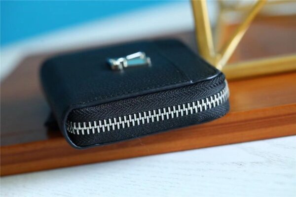 Louis Vuitton Lockme Zippy Coin Purse For Women, Women's Wallets 4.3in/11cm LV M80099