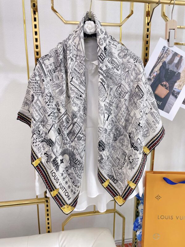 Louis Vuitton Louis in a Comic Shawl White 117cm/46in