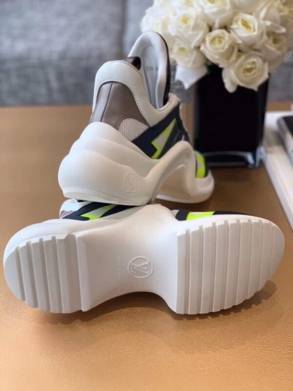 Louis Vuitton LV Archlight Sneaker Patent Monogram Material Black/White For Women LV