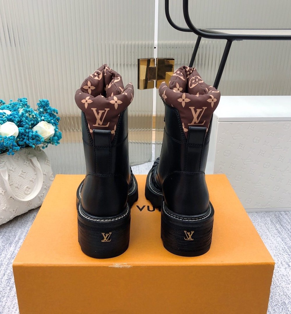 Louis Vuitton LV Beaubourg Ankle Boot Black For Women LV 1A94N6