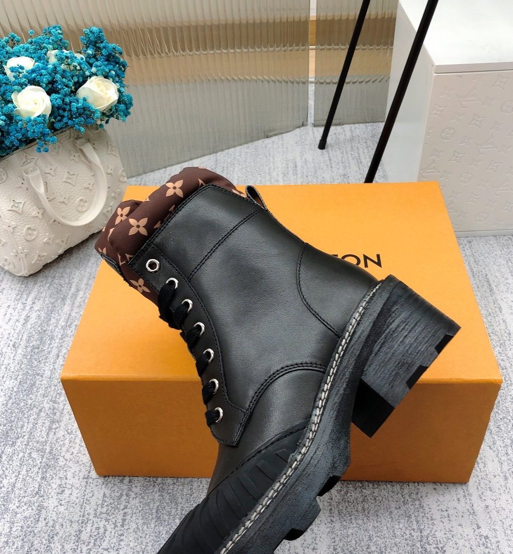 Louis Vuitton LV Beaubourg Ankle Boot Black For Women LV 1A94N6