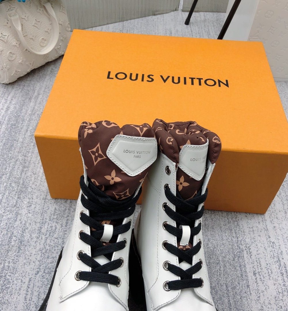 Louis Vuitton LV Beaubourg Ankle Boot White For Women LV