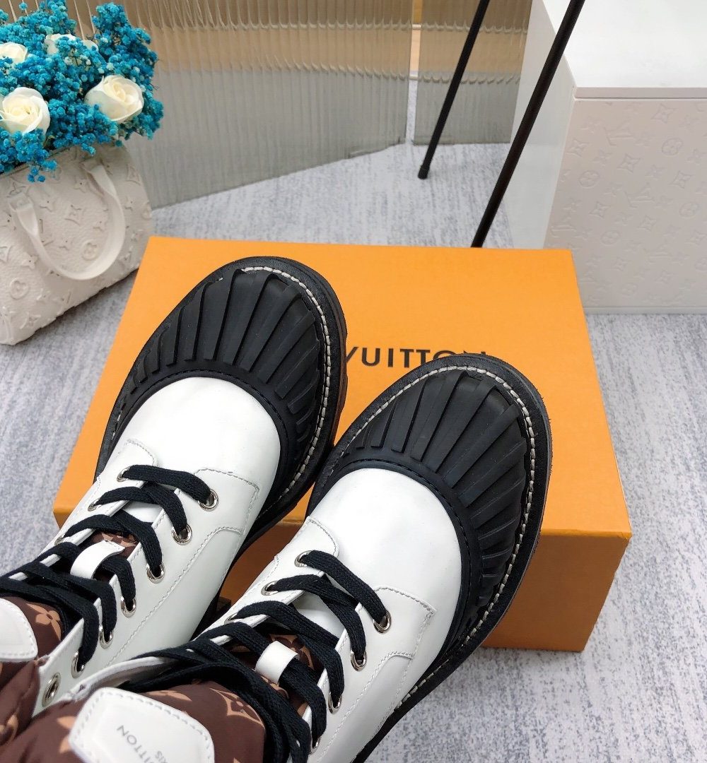 Louis Vuitton LV Beaubourg Ankle Boot White For Women LV