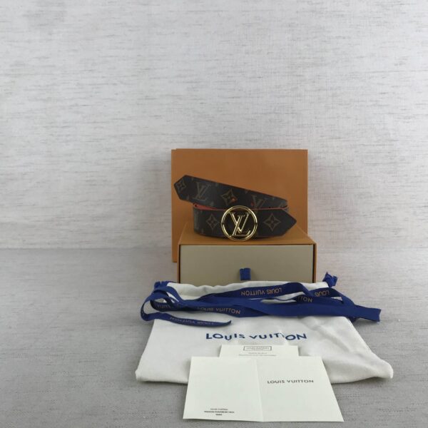 1:1 Replica Louis Vuitton LV Circle Reversible Monogram Canvas, LV Women Belt M9936V
