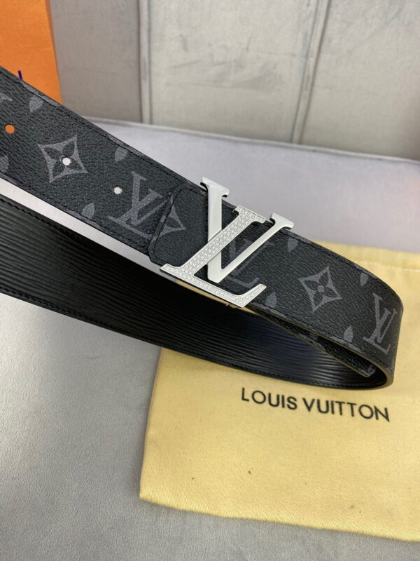 1:1 Replica Louis Vuitton LV Diamond Reversible Belt Monogram Eclipse, LV Women Belt M0366V