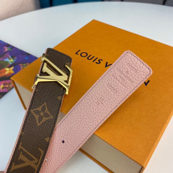 1:1 Replica Louis Vuitton LV Iconic Reversible Belt Monogram Canvas, LV Women Belt M0557V