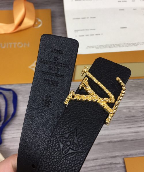 1:1 Replica Louis Vuitton LV Iconic Reversible Belt Taurillon Monogram Gold Toned Hardware LV Women Belt