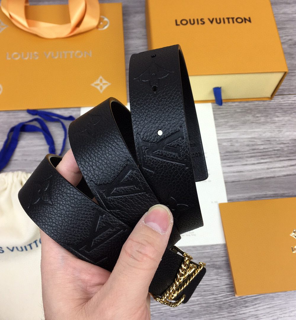 1:1 Replica Louis Vuitton LV Iconic Reversible Belt Taurillon Monogram Gold Toned Hardware LV Women Belt