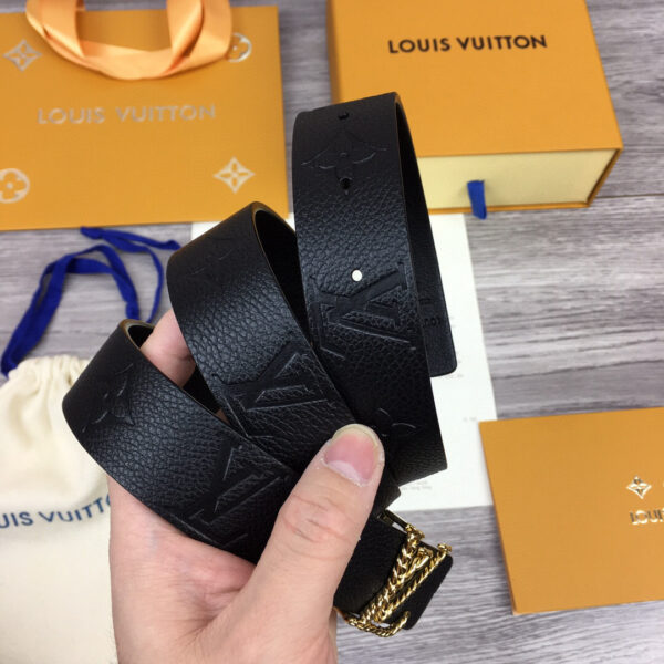 1:1 Replica Louis Vuitton LV Iconic Reversible Belt Taurillon Monogram Gold Toned Hardware LV Women Belt
